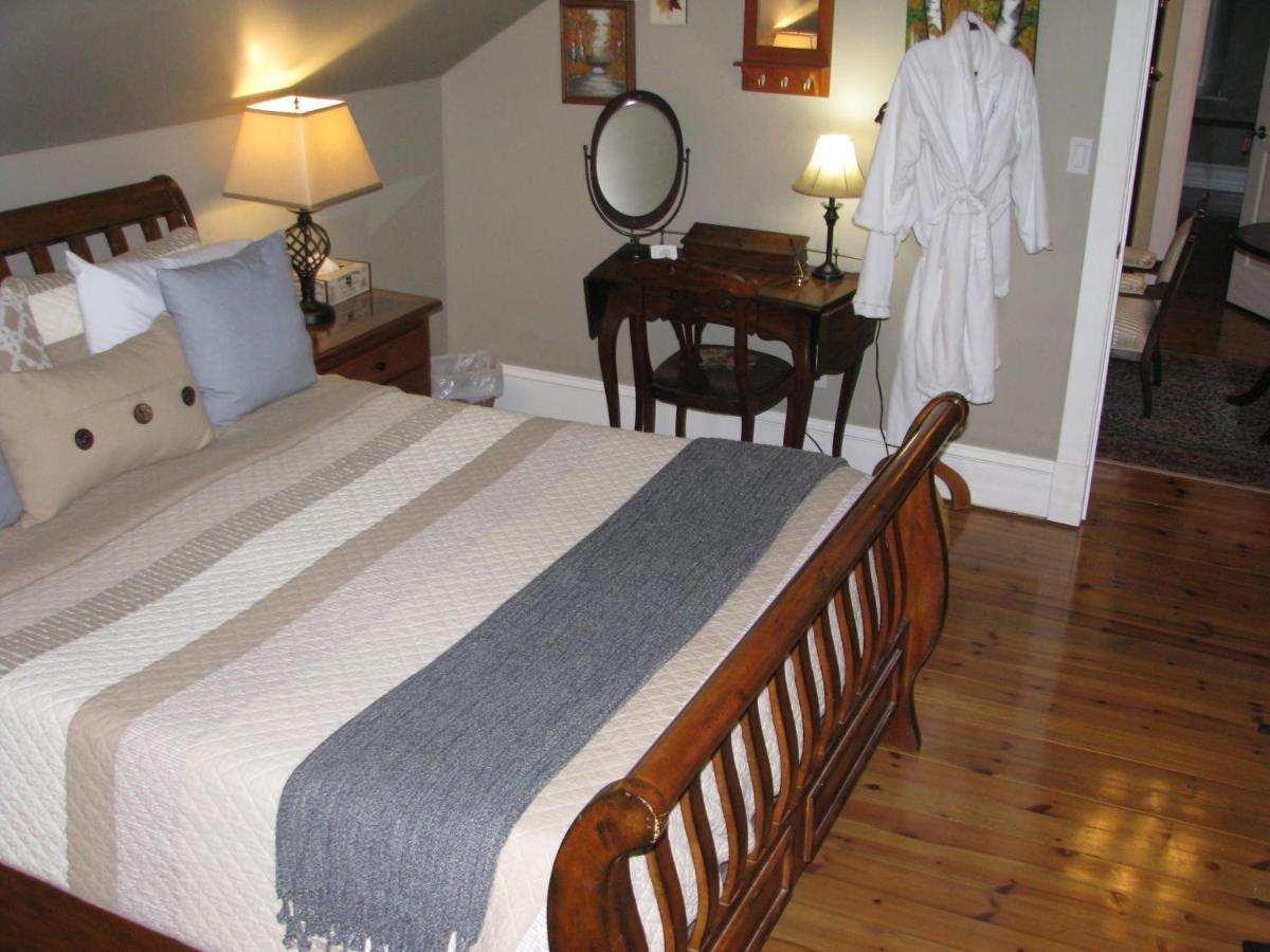 Clyde Hall Bed And Breakfast Lanark ภายนอก รูปภาพ