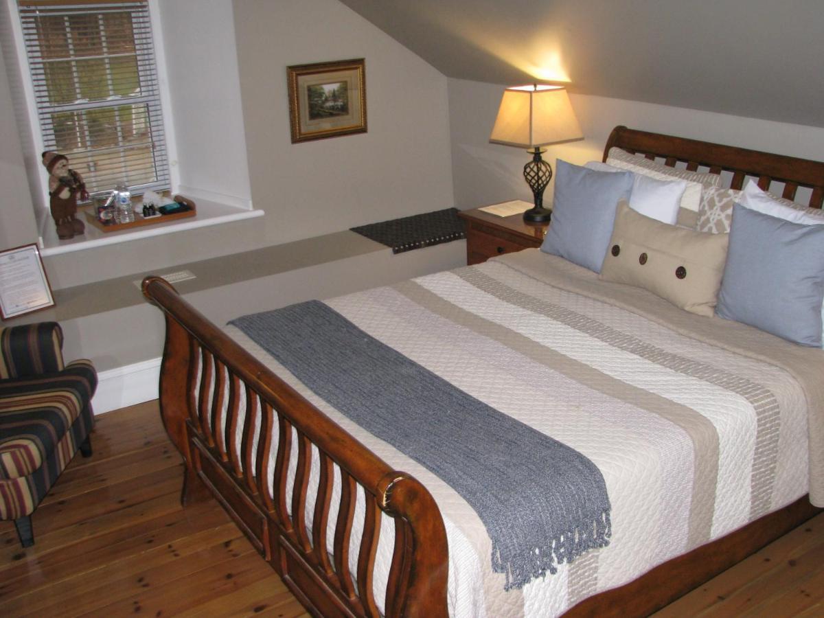 Clyde Hall Bed And Breakfast Lanark ภายนอก รูปภาพ