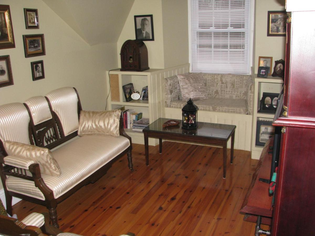 Clyde Hall Bed And Breakfast Lanark ภายนอก รูปภาพ